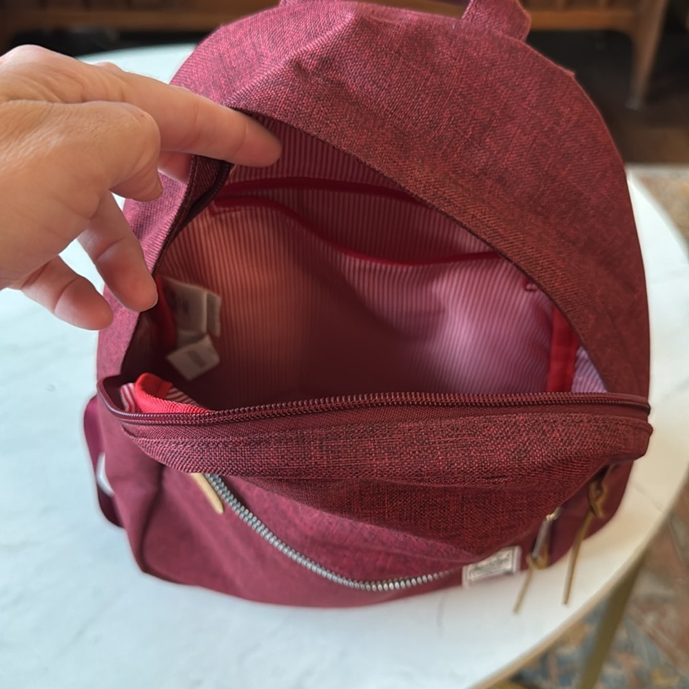 Herschel Supply Company Red Backpack Classic Design - Picture 6 of 6